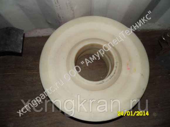 Шкив для автокрана большой (410х125)
