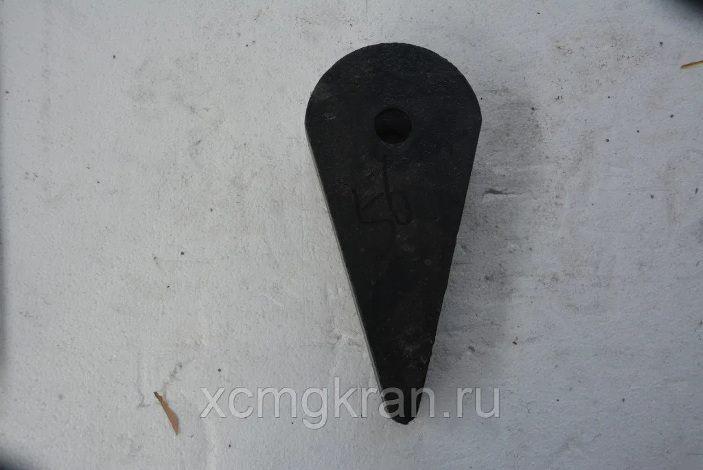 Коронка рыхлителя грейдера XCMG 380901118
