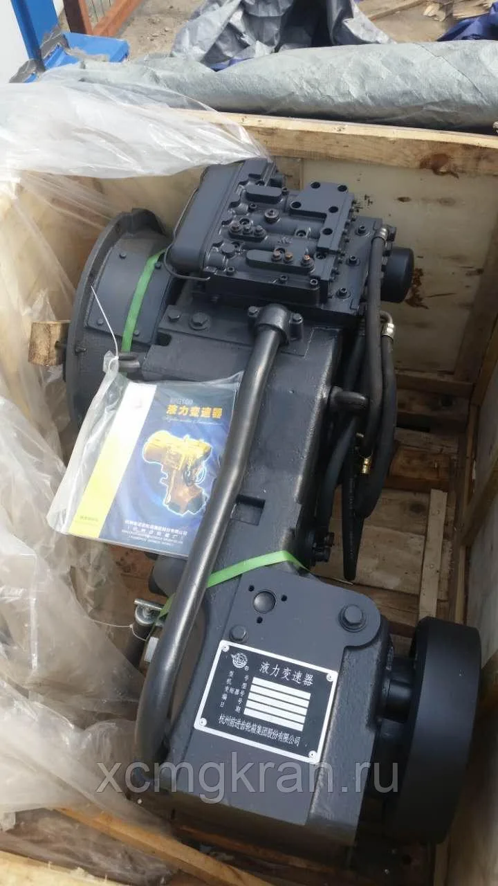 Коробка передач грейдера XCMG GR215