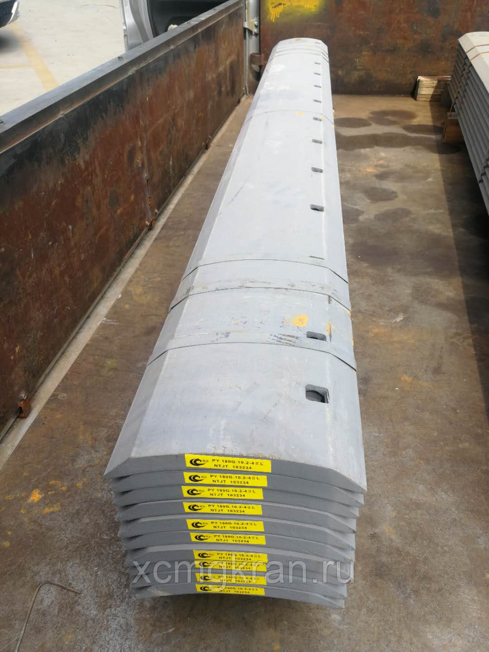 Нож отвала средний GR165 PY180G.10.2-4