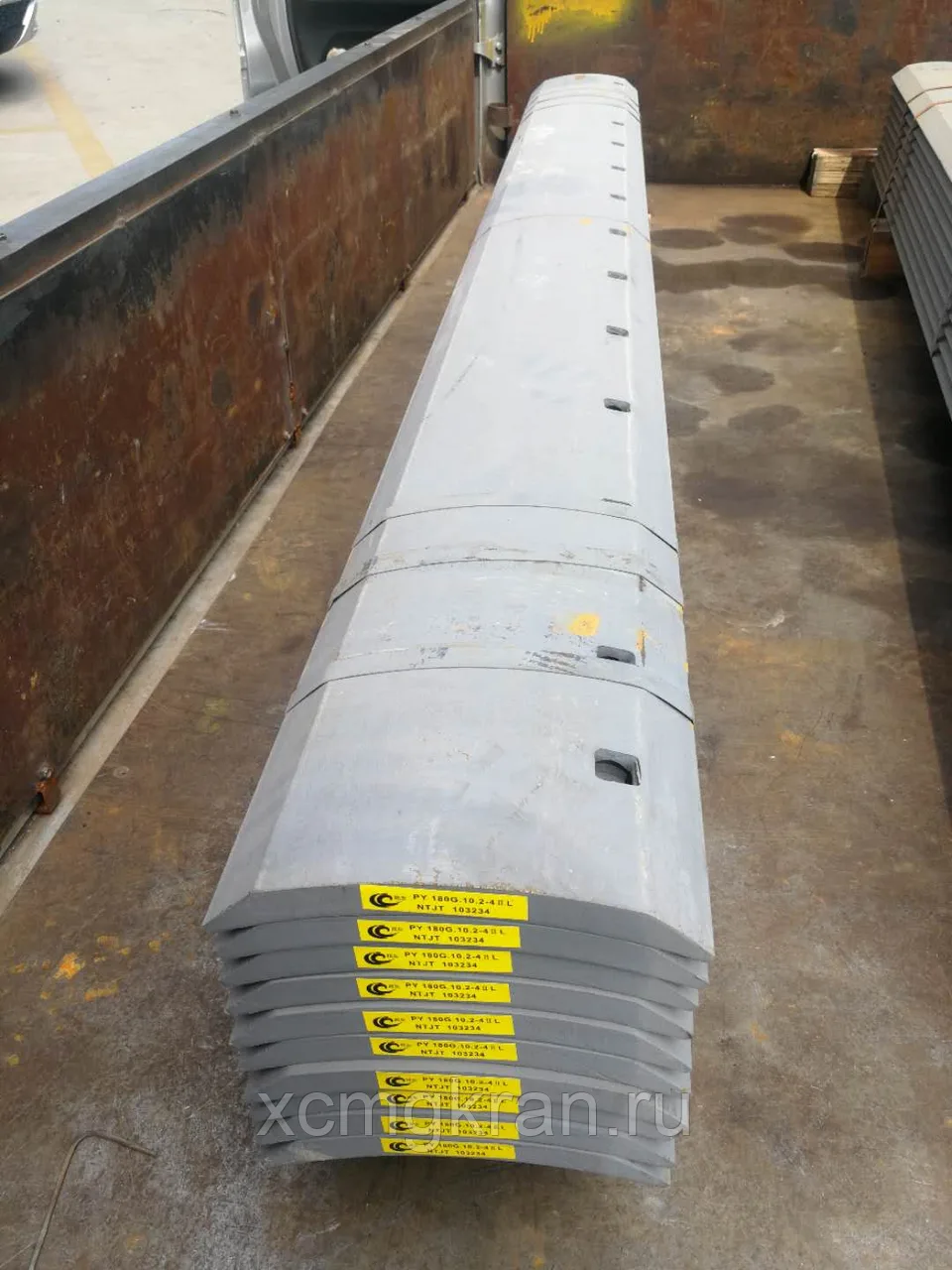 Нож отвала средний GR165 PY180G.10.2-4