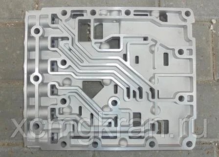 Корпус маслоканалов распределителя гидромеханической коробки передач ZF - (7200001695 4644306365) — изображение 2
