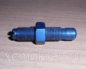 Болт регулировочный коромысла газораспределительной системы двигателя DONGFENG Shangchai(761-04-024B+A)