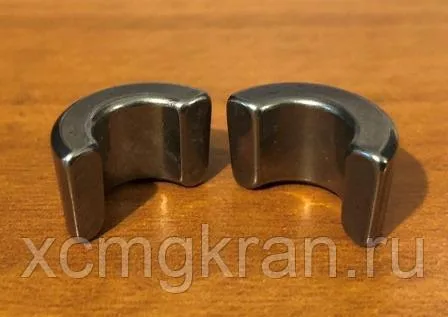Сухарь клапана газораспределительного механизма двигателя DONG FENG Shangchai(761-04-034A+B)