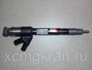 Форсунка двигателя Shanghai (D28-001-801+C)