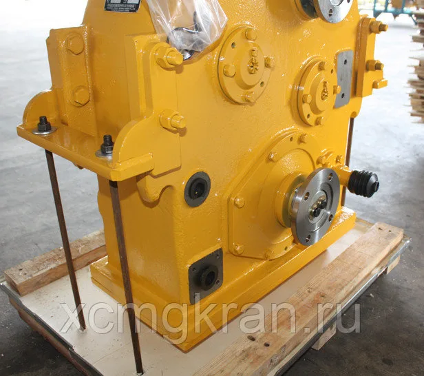 Коробка передач BS428 XCMG LW300F/ZL30G BS428
