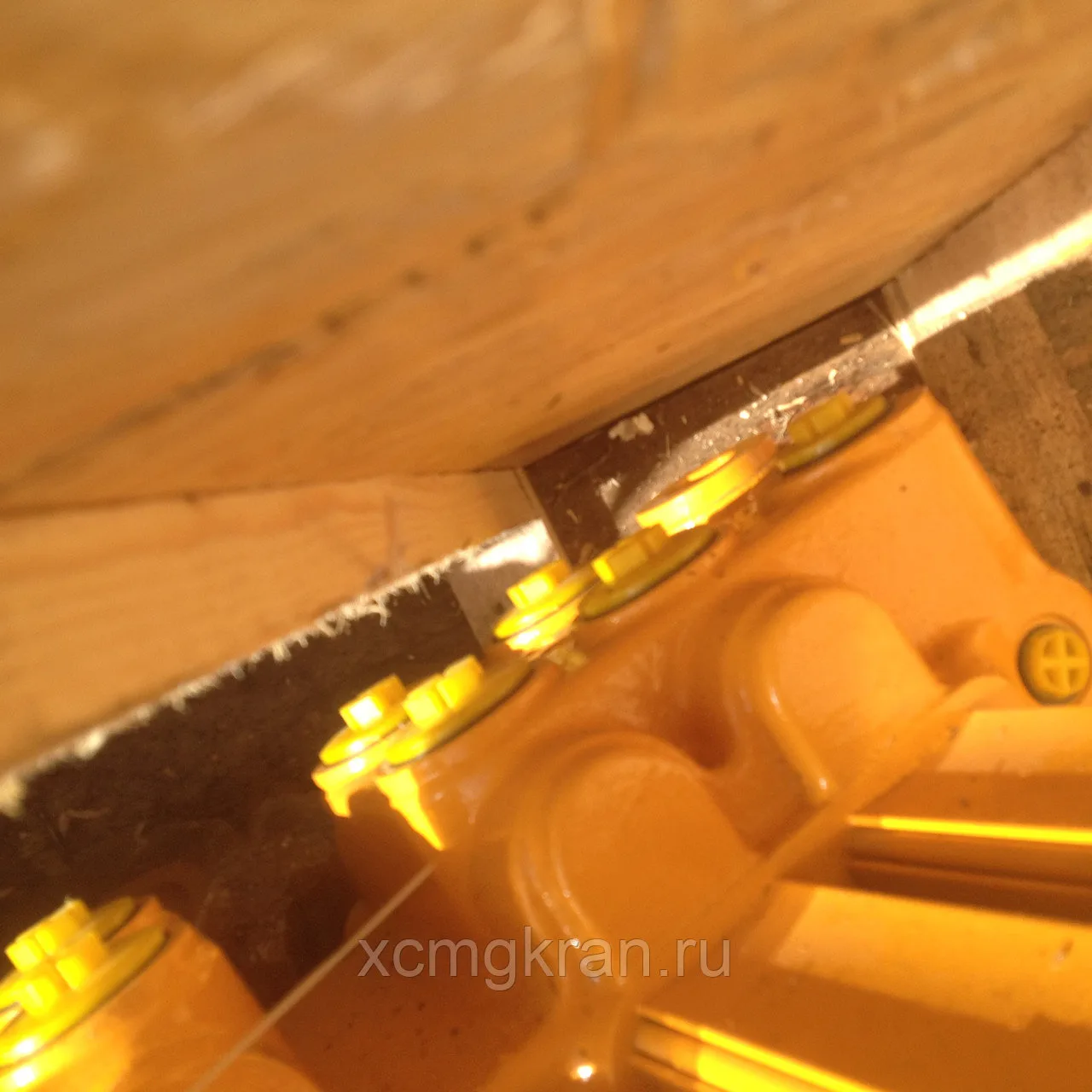 Гидрораспределитель 803000400 автокрана XCMG QY25K — изображение 3