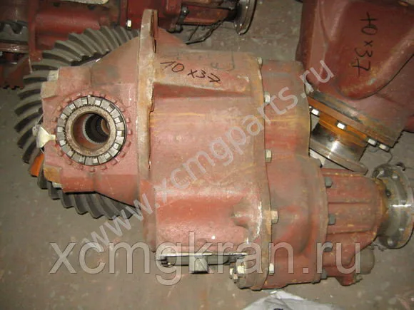 Редуктор среднего моста автокрана XCMG QY25К/QY30