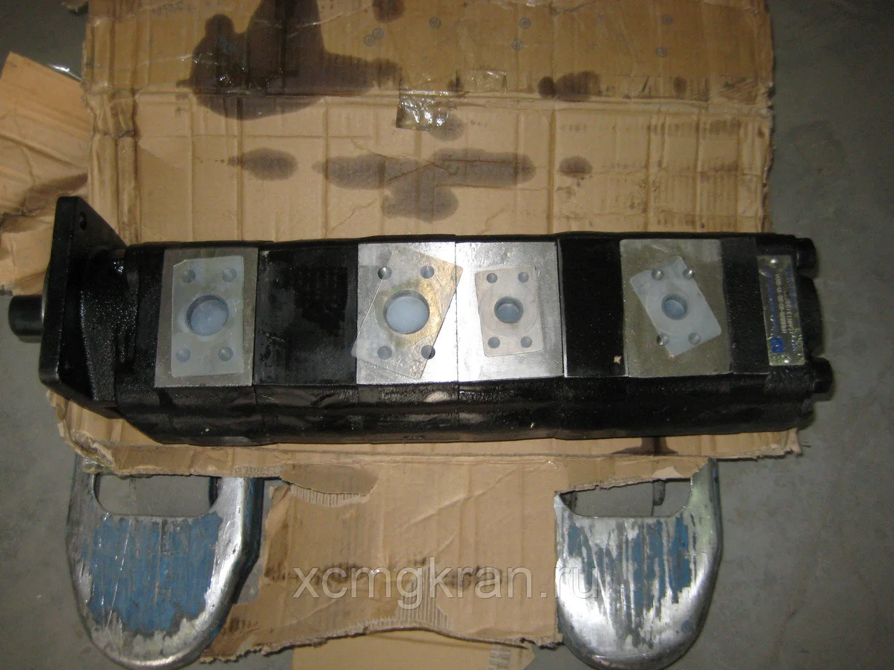 Насос автокрана  XCMG QY50k