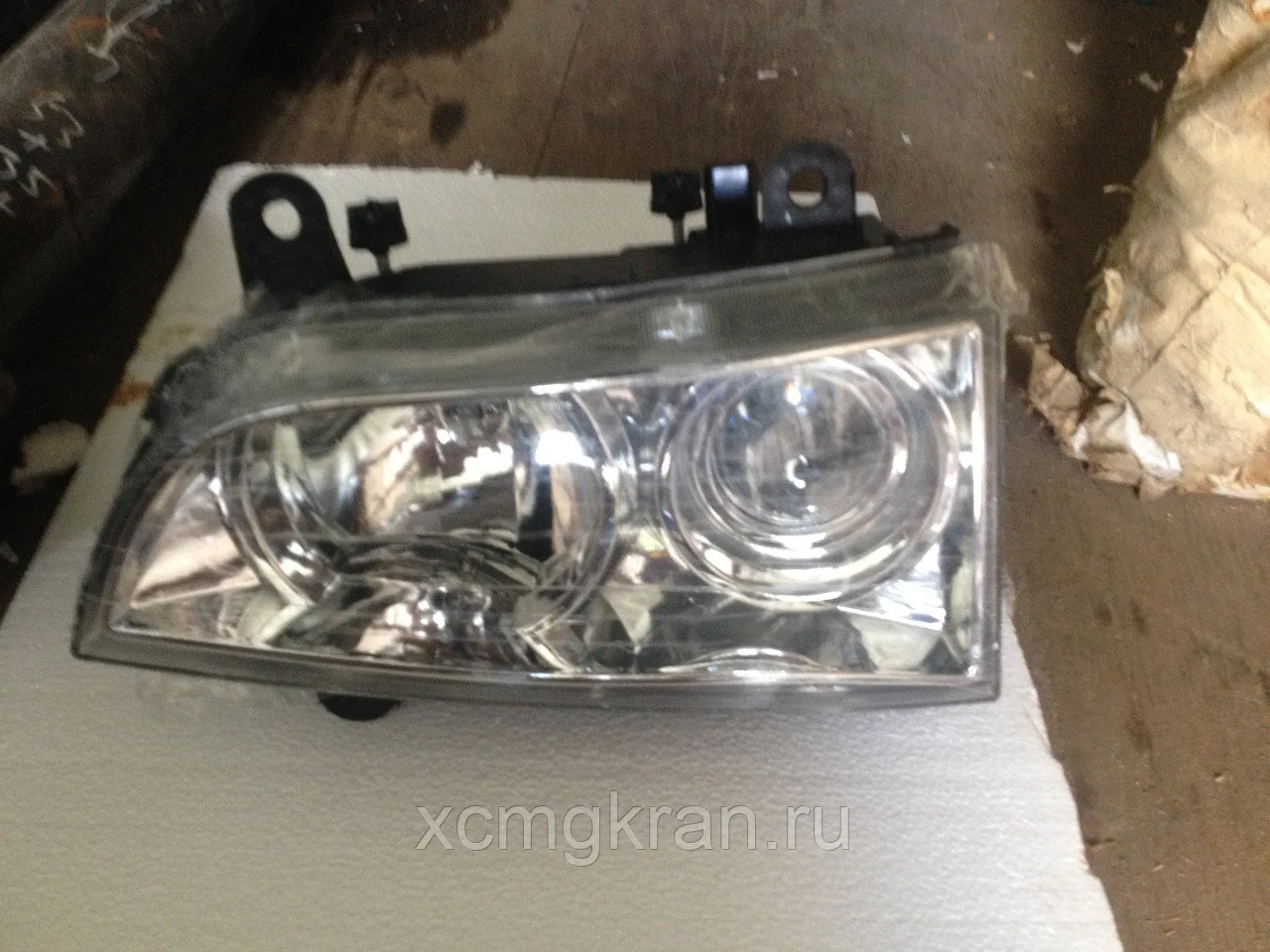 Фара крана XCMG qy25k5
