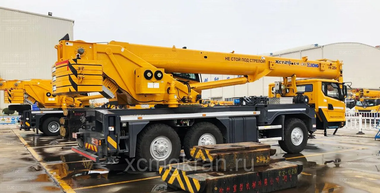 Автокран XCMG XCT25L4-SR