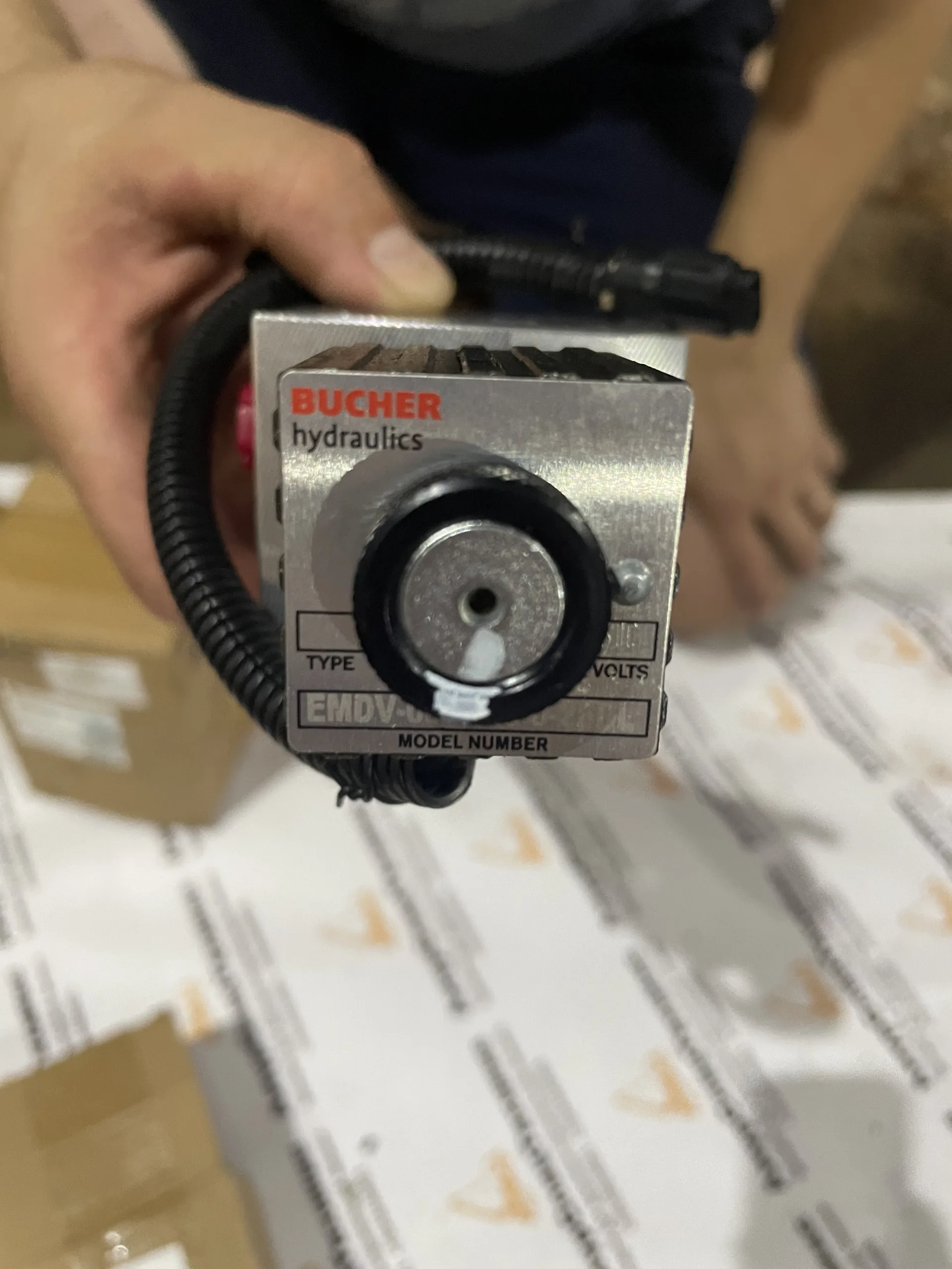 Valve Block Клапан W42036000 /5337971 Sem 919, 921 — изображение 2