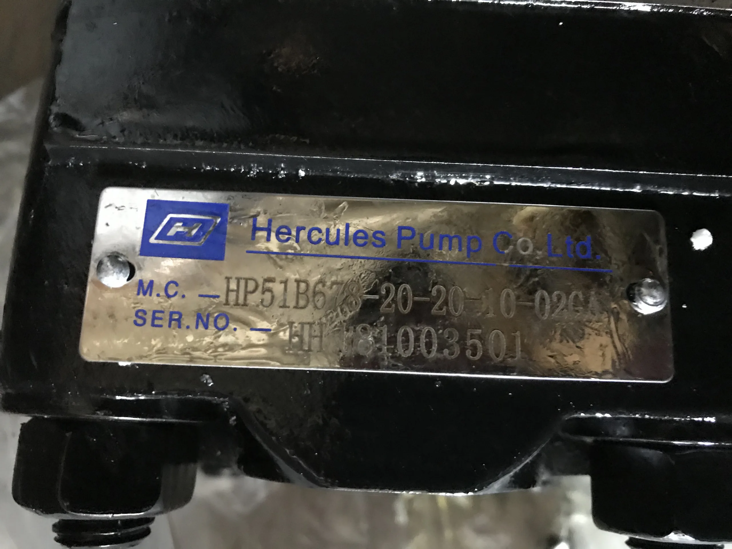 Насос силовой КАНАДА HP51B678-20-20-10-02GA бирка