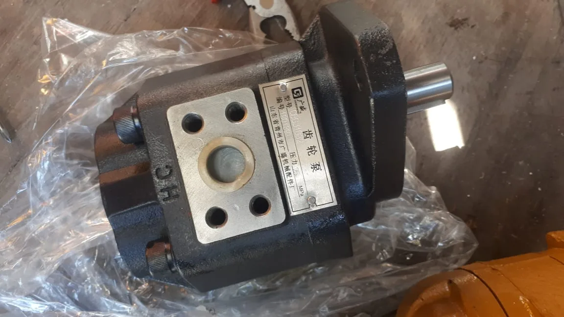 Гидравлический насос  CBGJ1032 W-01-00135 CHANGLIN 936