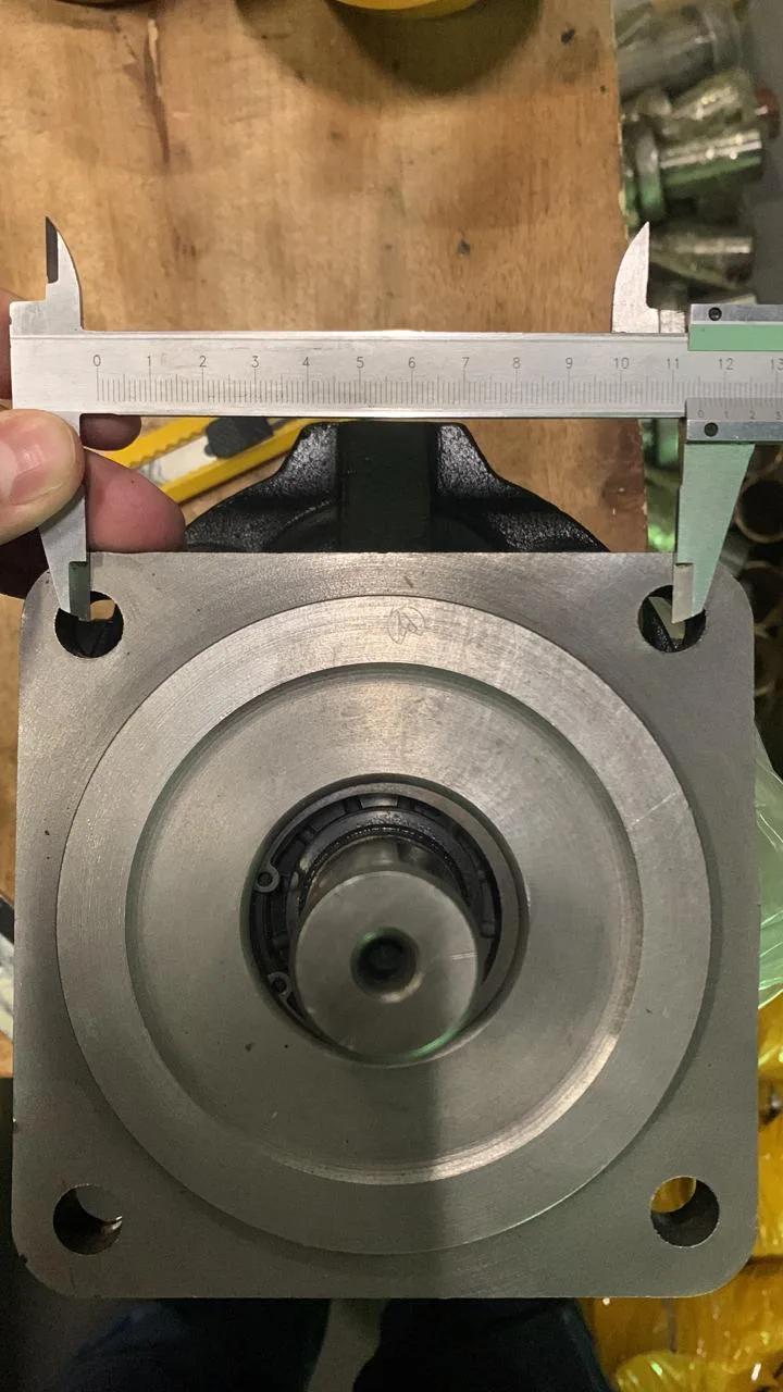 Насос трансмиссии CBG2040 W060600000 SEM ZL50F размеры