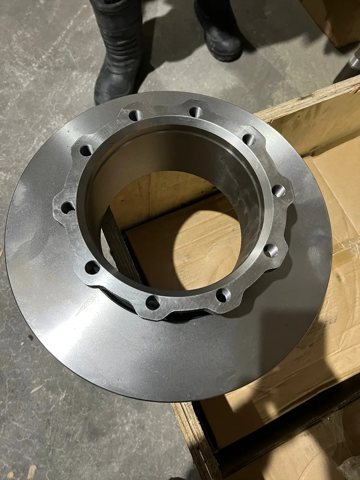 Диск тормозной 860501402 автокрана xcmg xct 25 — изображение 3