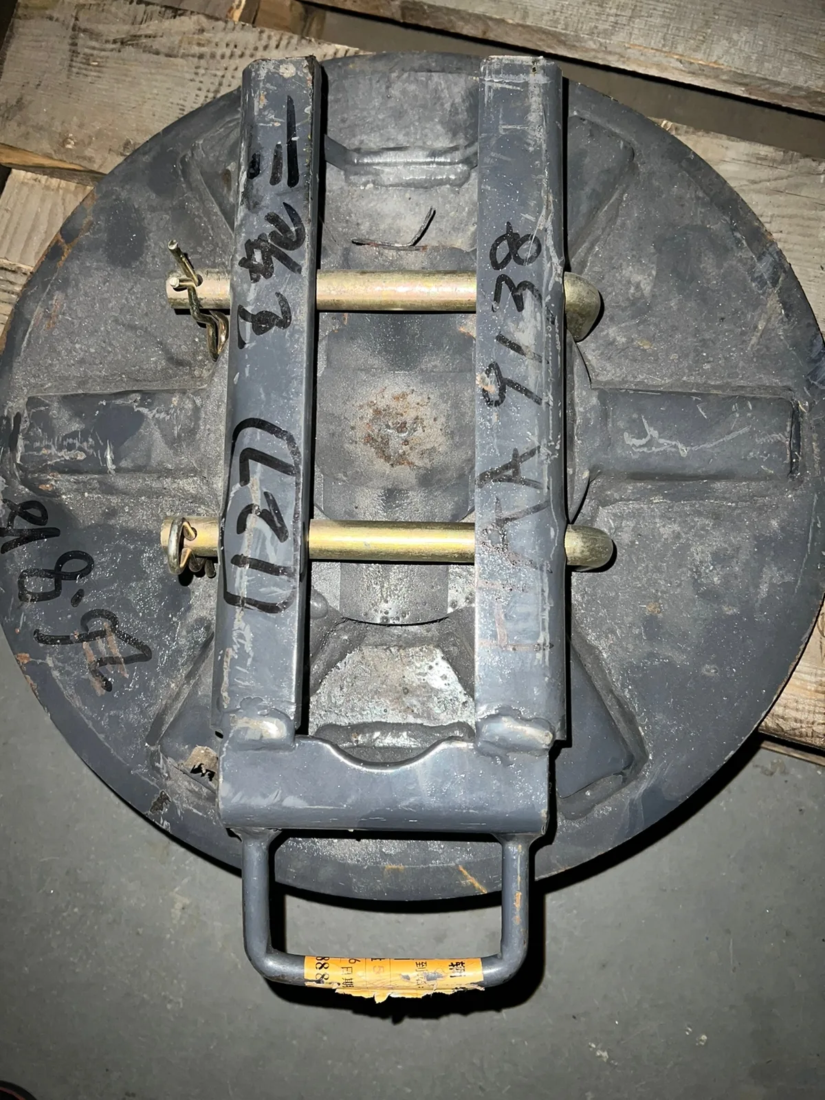 Опора 134702153 автокрана XCMG XCT25L5S