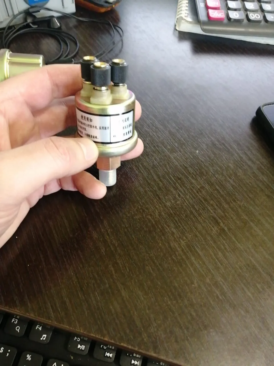 Датчик давления воздуха XCMG XCT25L 860502877