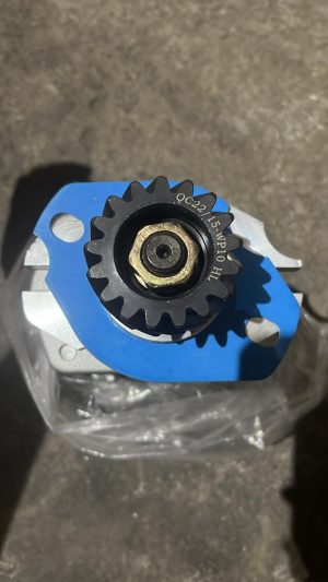 Насос ГУР 803083973 для автокрана XCMG xct55 — изображение 2