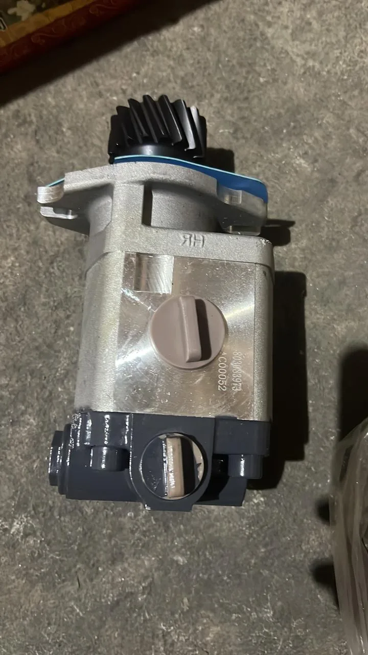 Насос ГУР 803083973 для автокрана XCMG xct55