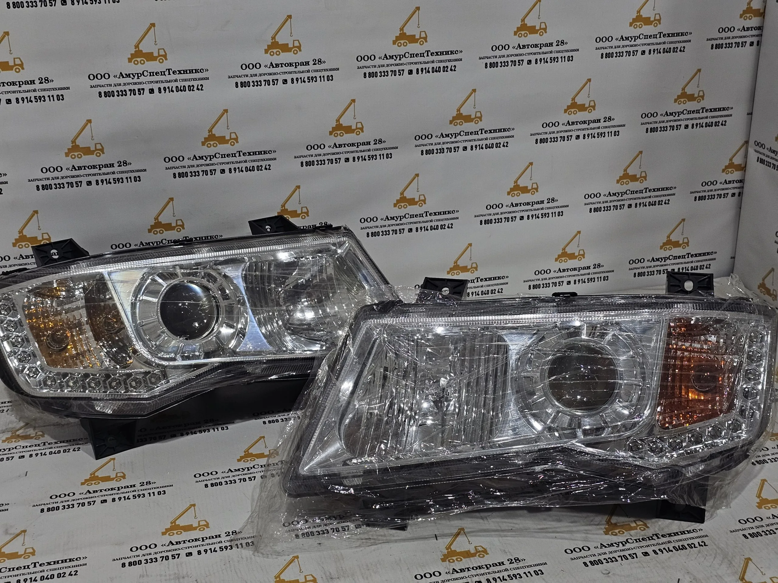 Фары автокрана XCMG XCT