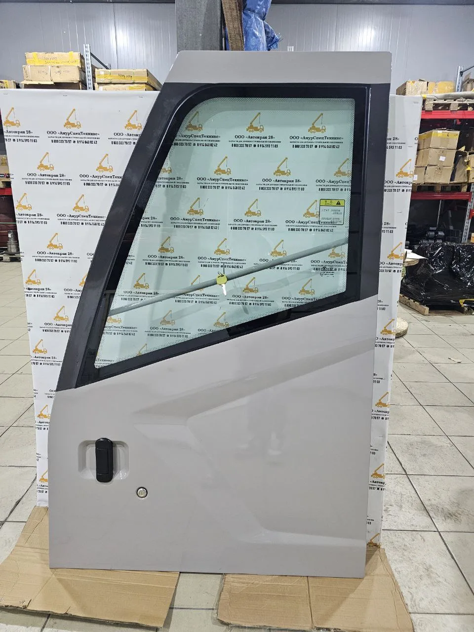 Дверь кабины крановщика в сборе Zoomlion ZTC600V